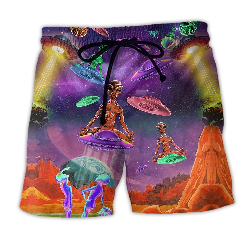 Alien Galaxy Awesome Ufo Trendy Aloha Hawaiian Beach Shorts