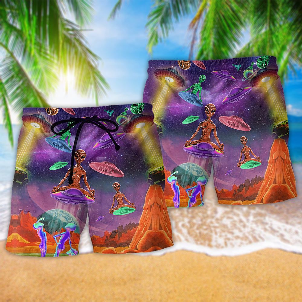 Alien Galaxy Awesome Ufo Trendy Aloha Hawaiian Beach Shorts