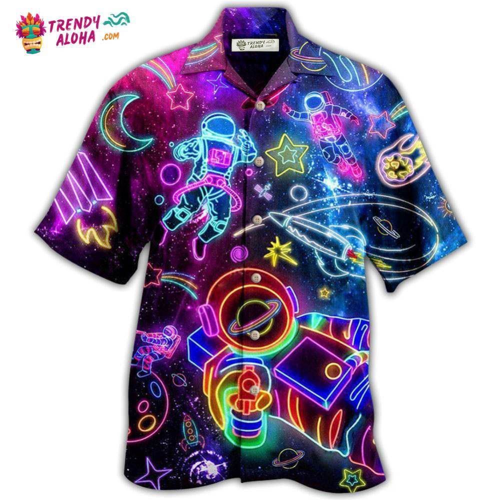 Astronaut Galaxy Escape To The Stars Hawaiian Shirt – Trendy Aloha Astronaut Galaxy Escape To The Stars Hawaiian Shirt – Trendy Aloha