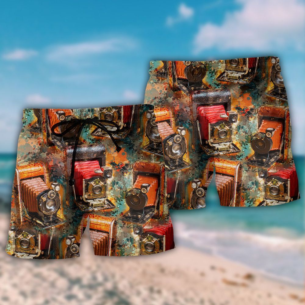 Camera Vintage Old Retro Film Camera Trendy Aloha Hawaiian Beach Shorts