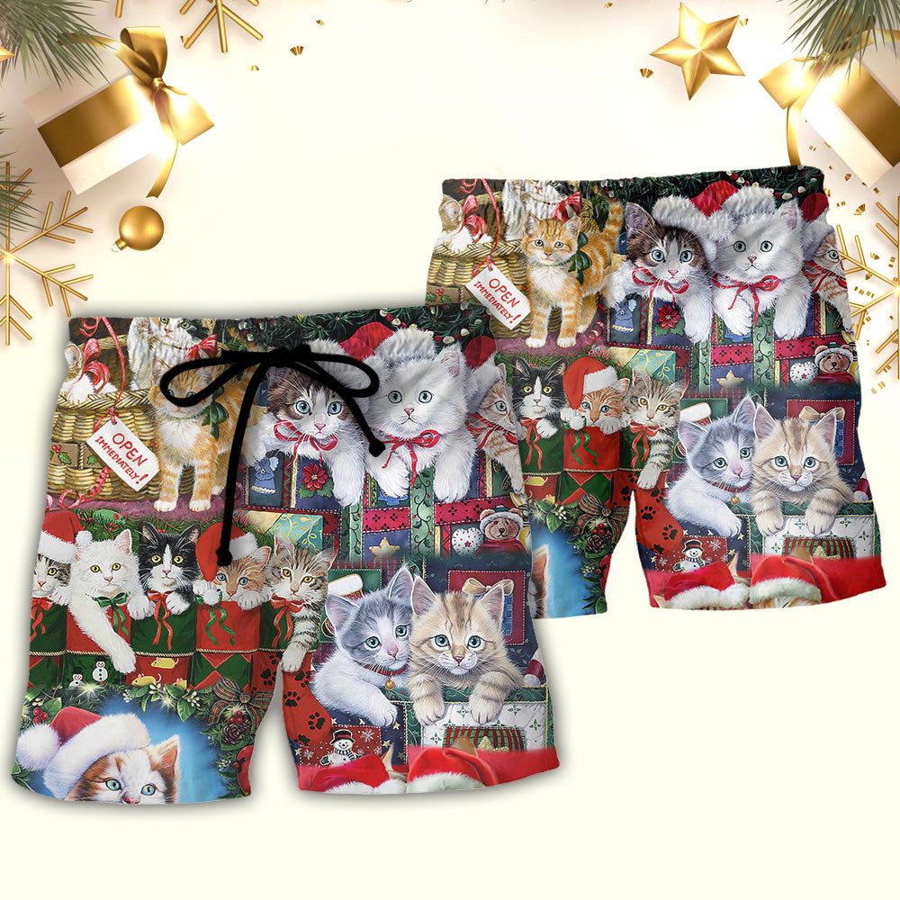 Cat Christmas Tree Merry Xmas Trendy Aloha Hawaiian Beach Shorts