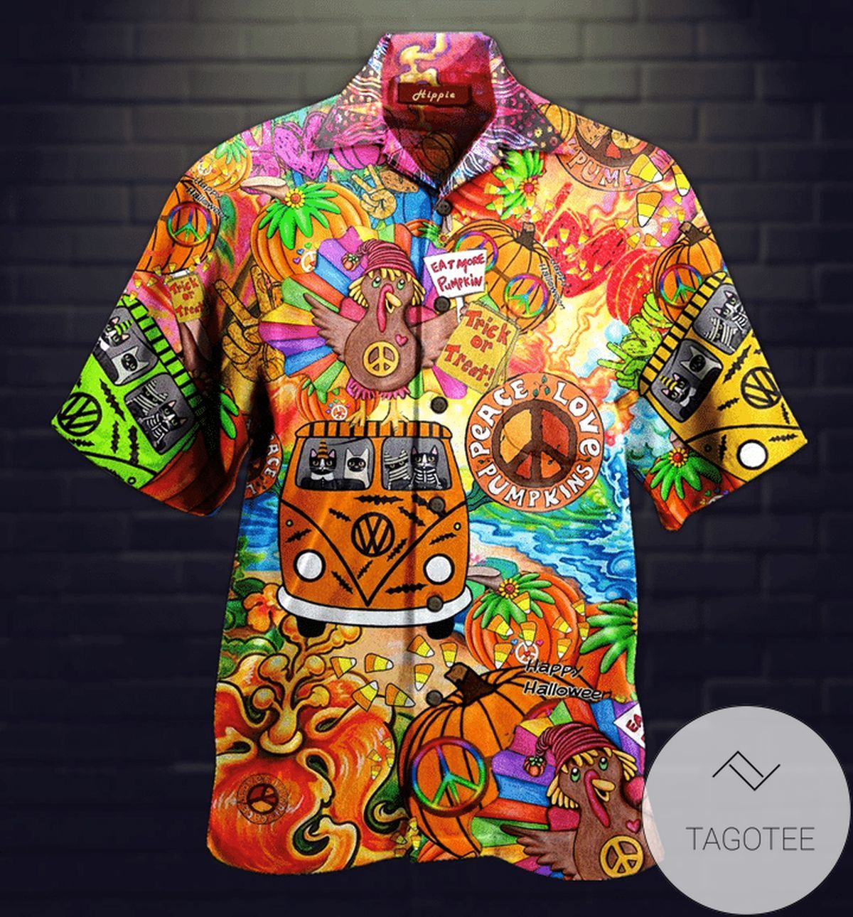 Cat’s Hippie Vibe Celebrated During Halloween On Hawaiian Shirt