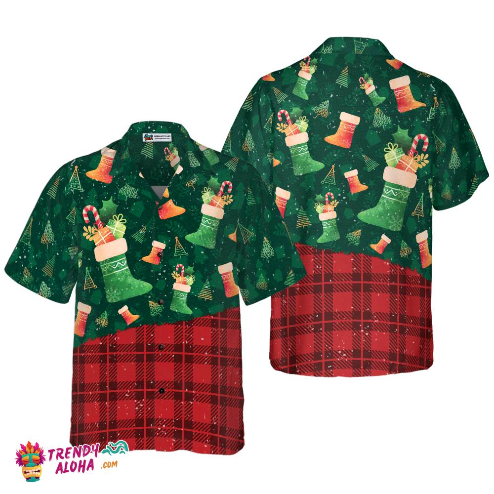 Christmas Hawaiian Shirts For Men And Women, Christmas Socks Pattern Hawaiian Shirt Button Down Shirt Short Sleeve Christmas Hawaiian Shirts For Men And Women, Christmas Socks Pattern Hawaiian Shirt Button Down Shirt Short Sleeve