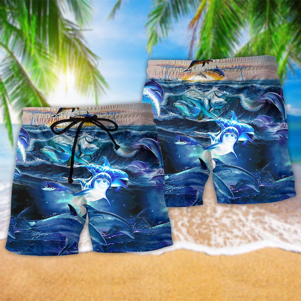 Dolphin Love Ocean Love Human Trendy Aloha Hawaiian Beach Shorts
