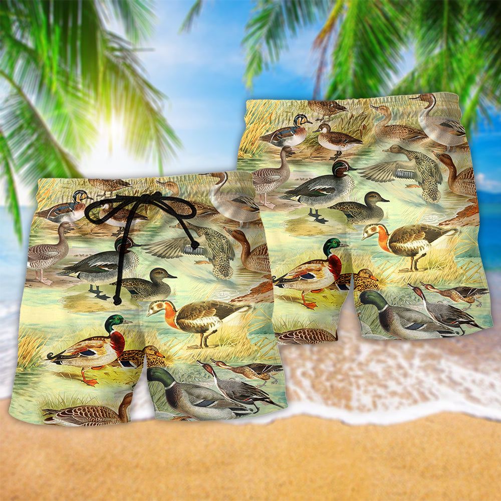 Duck Vintage World Art Trendy Aloha Hawaiian Beach Shorts