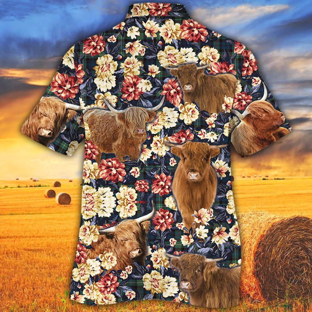 Highland Cattle Lovers Green Plaid Pattern Trendy Hawaiian Shirt, Cow Trendy Hawaiian Shirt For Summer Gifts