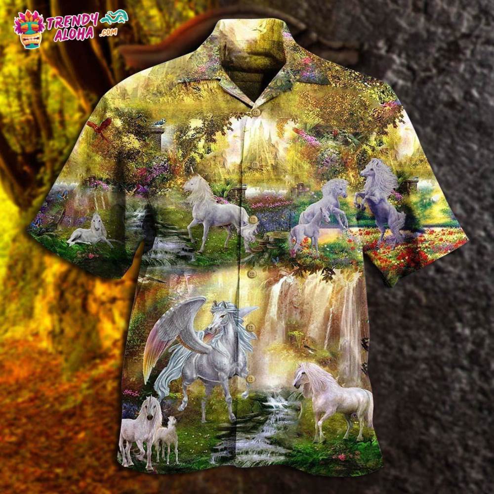 Horse Fly To Paradise Hawaiian Shirt – Trendy Aloha