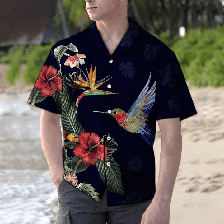Hummingbird Trendy Hawaiian Shirt, Vivid Tropical Red Flower And Hummingbird Pattern Trendy Hawaiian Shirt