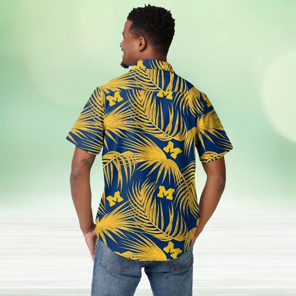 Michigan Wolverines Themed Hawaiian Button Up Shirt