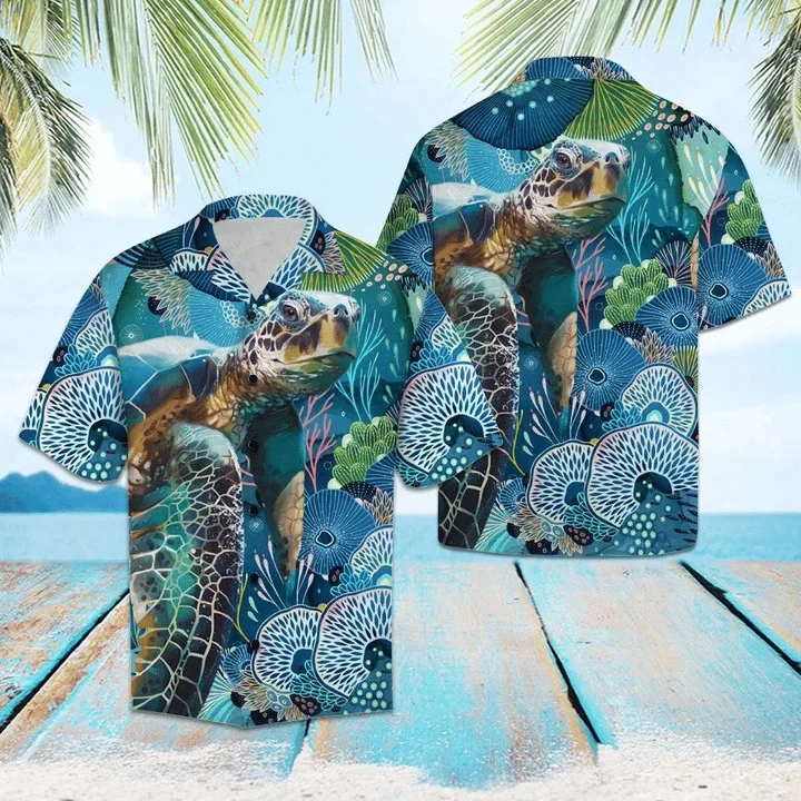 Realistic Turtle Coral Wonderful Ocean World Trendy Hawaiian Shirt