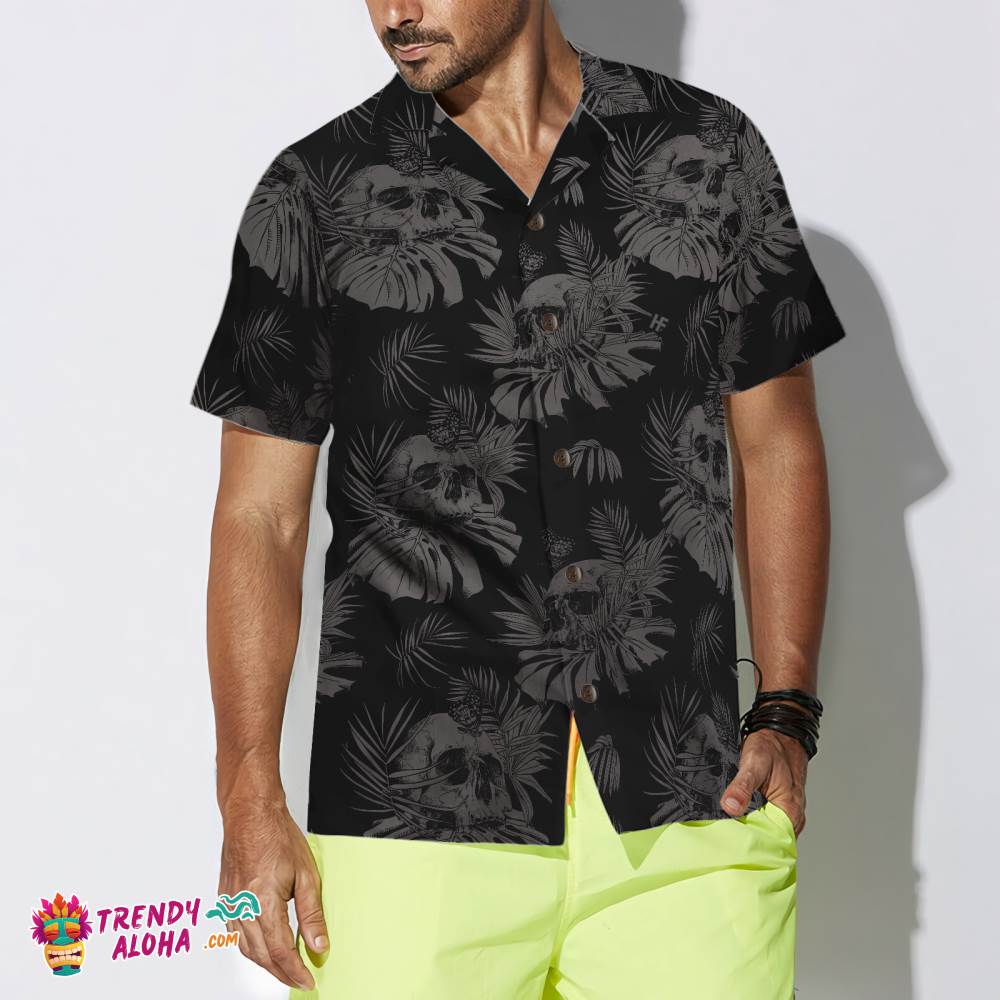 Seamless Gothic Skull With Butterfly Goth Men Hawaiian Shirt