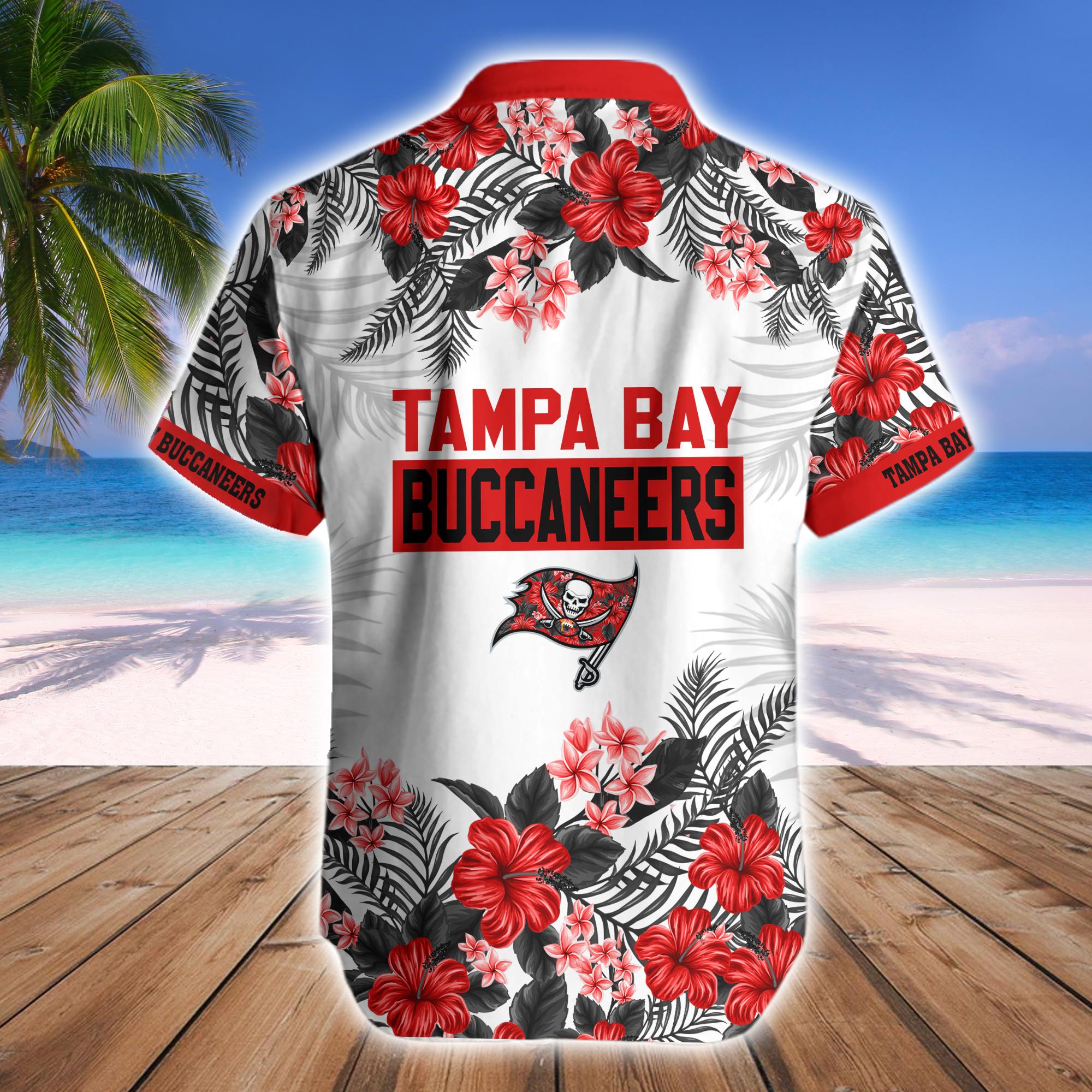 Tampa Bay Buccaneers Pirate Cove Hawaiian Shirt Shorts Combo Set