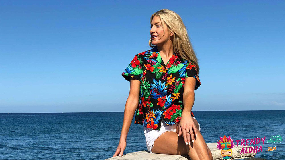 Best Hawaiian Shirts for Women: Top Shirt Ideas and Guide to Style 5 best hawaiian shirts for women