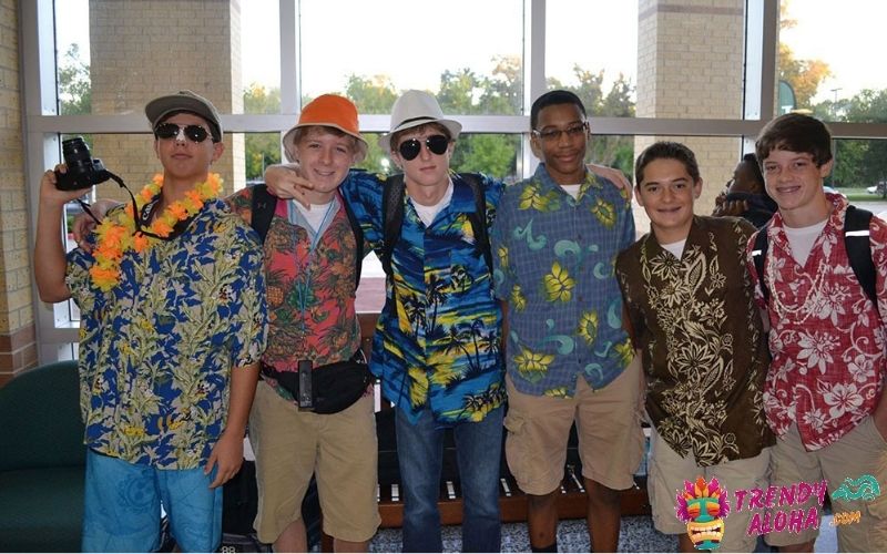Fun Tacky Tourist Costume Ideas Group dress up for vacation