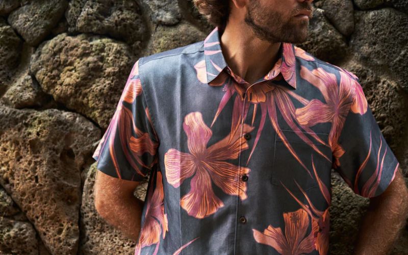 hawaiian shirt style fit when choosing 